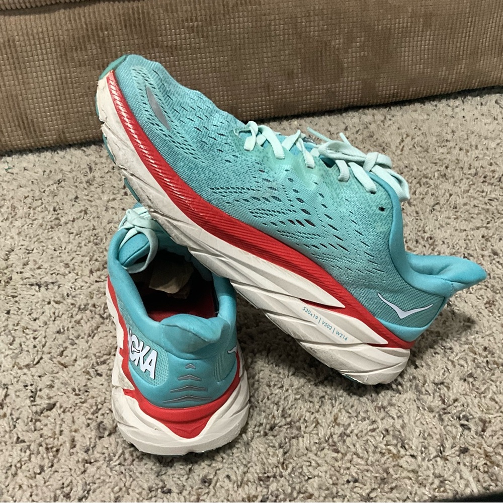 Hoka Women's Teal and Red Athletic Shoes 9B - Picture 4 of 13
